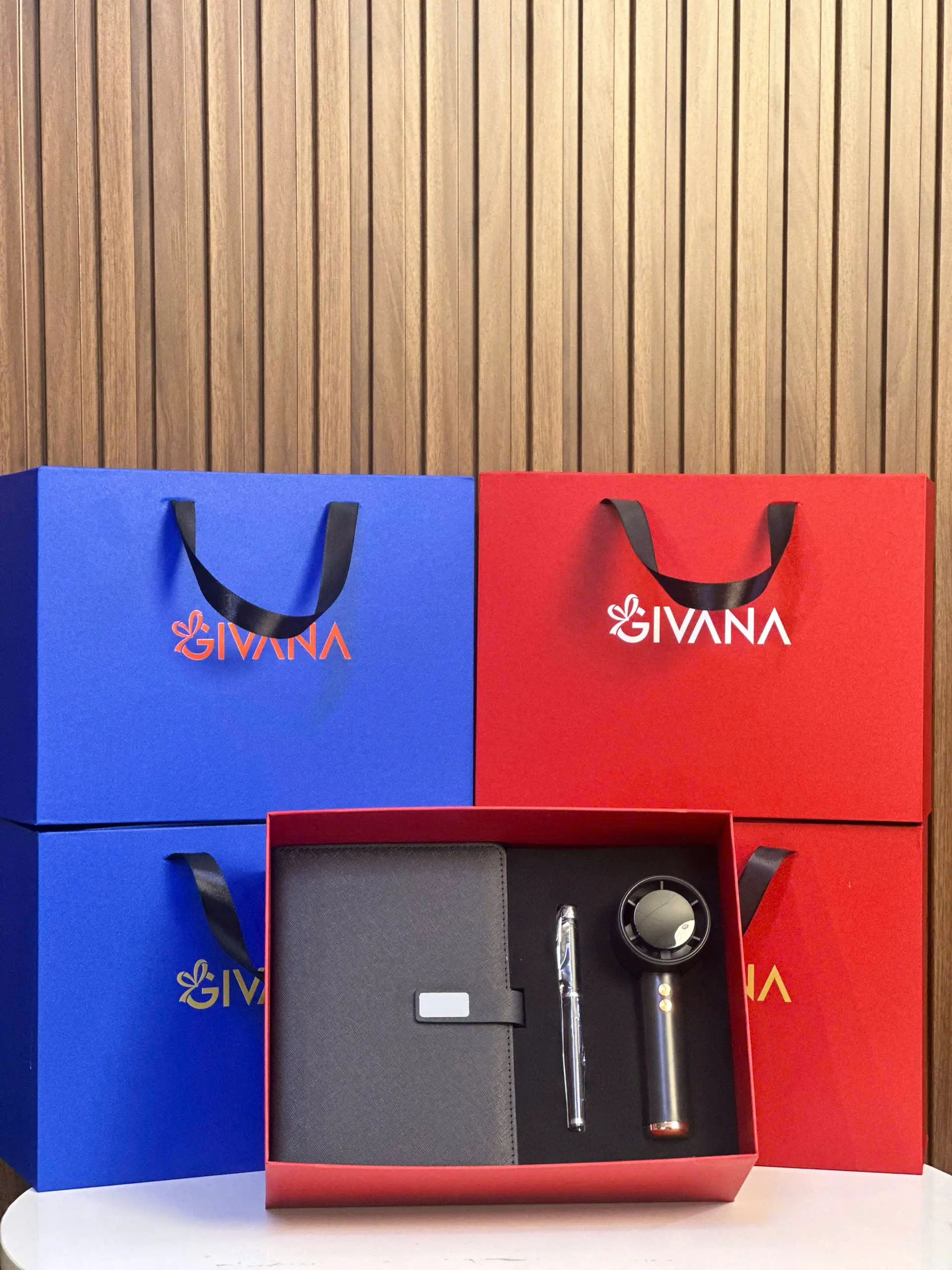 Set quà sổ tay, bút ký và quạt mini Givana