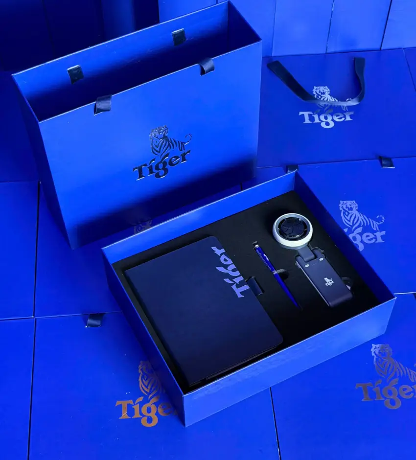 Set quà sổ tay, bút ký và quạt mini Givana